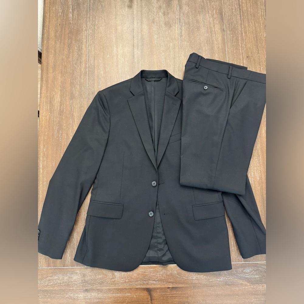J Lindeberg Black Hopper Soft Legend Tech Suit 48 EU 38R US